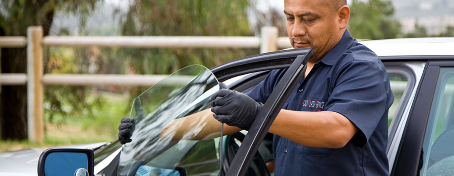 Auto Glass Replacement Service Auto Glass Replacement